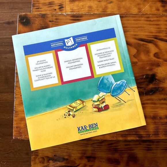 PJ Library Izzy The Whiz & Passover McClean Jewish Paperback Book - Picture 9 of 10